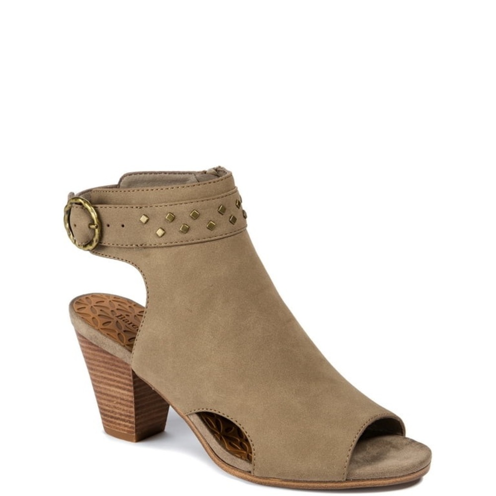 Women’s Baretraps Stylish Tan Peep-Toe Heeled bootie